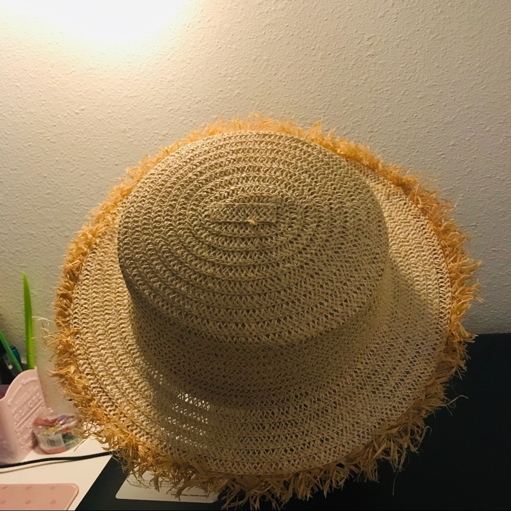 Strawhat - Picture 4 of 4